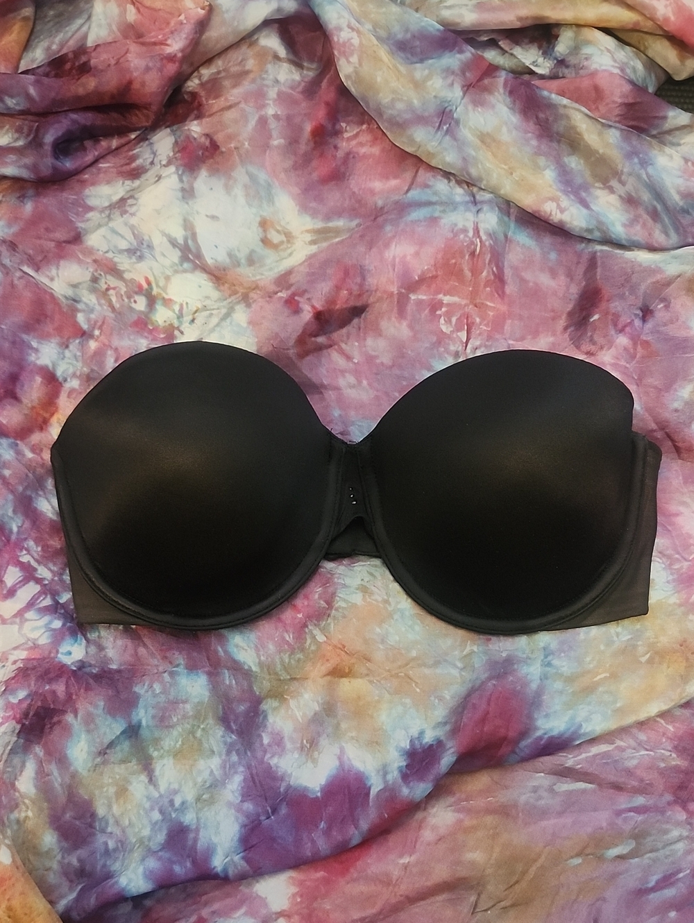 Victoria's Secret Black Strapless BIOFIT  Bra 34D